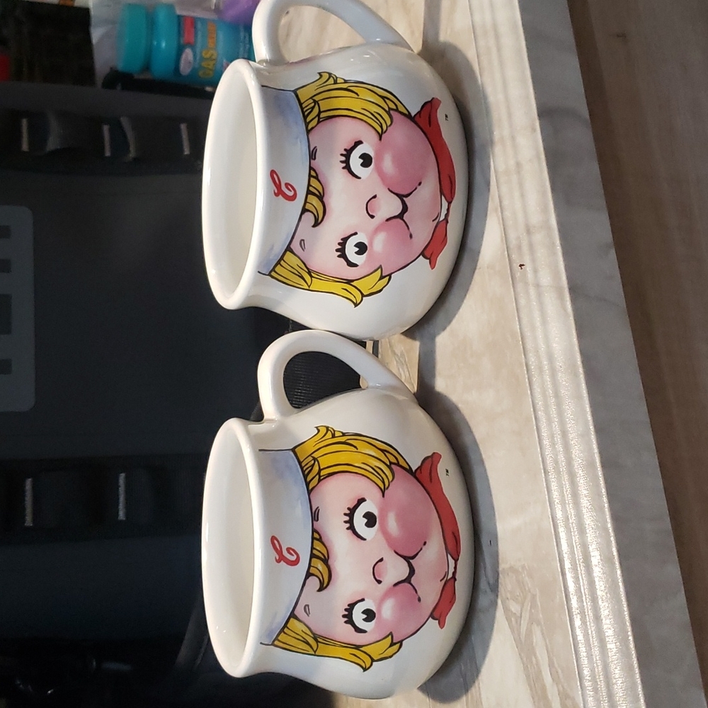 Set of 2 Campbell's Kids Mugs